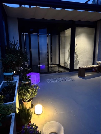 Светильник Куб 40 с питанием от АКБ, RGB Светильник Куб 40 с питанием от АКБ, RGB